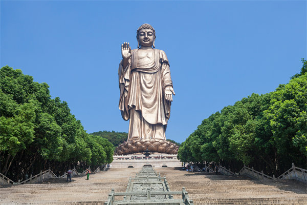 無(wú)錫戰(zhàn)略咨詢(xún)公司如何幫企業(yè)突破增長(zhǎng)瓶頸，實(shí)現(xiàn)逆勢(shì)突圍？