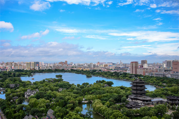 企業(yè)效益下滑，濟(jì)南企業(yè)管理咨詢?nèi)绾尉珳?zhǔn)診斷并逆勢(shì)破局？