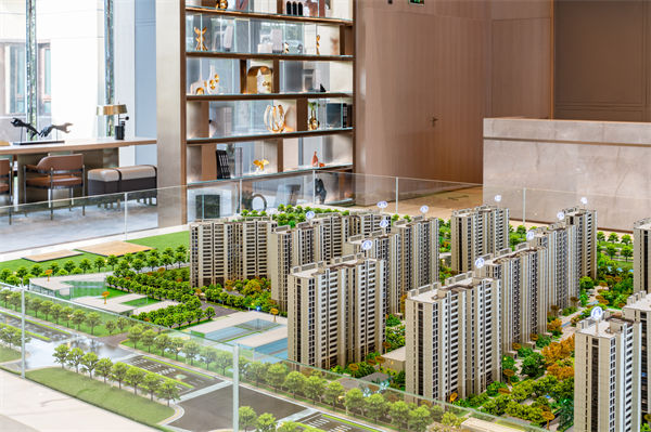 買房爛尾法院判退房退款不還房貸，關(guān)聯(lián)企業(yè)戰(zhàn)略啟示