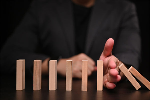市場(chǎng)競(jìng)爭(zhēng)日趨激烈，戰(zhàn)略規(guī)劃如何協(xié)助構(gòu)建護(hù)城河？